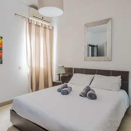 Penthouse With Terrace Spinola Bay *