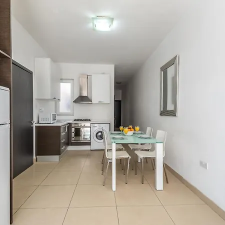 公寓 Penthouse With Terrace Spinola Bay Saint Julian's